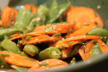 carrot snap pea salad