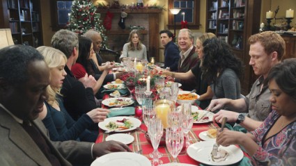 Grey's Anatomy - Christmas Dinner with Meredith and Derek Meredith, Derek, and their guests gather around the table for Christmas dinner.