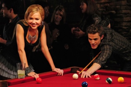 THE VAMPIRE DIARIES THE VAMPIRE DIARIES
